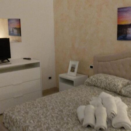 La Casa Di Elisa Leilighet Bari Eksteriør bilde